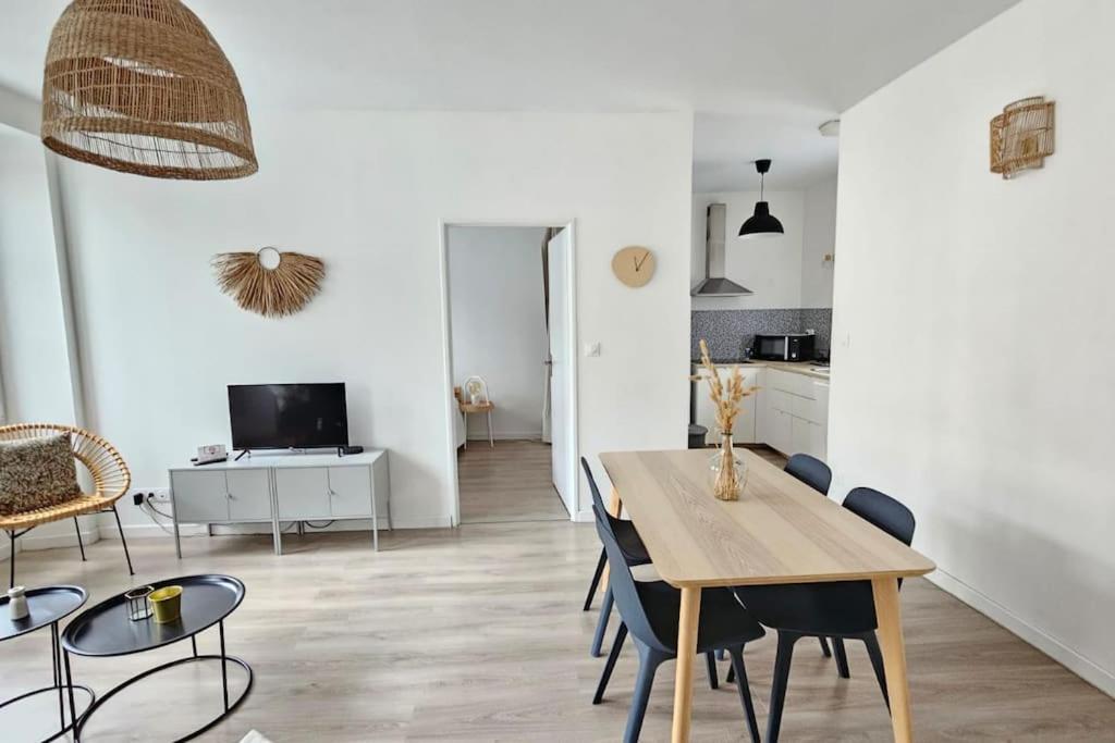 Superbe Appartement 2 Chambres Au Coeur De Pau Dış mekan fotoğraf