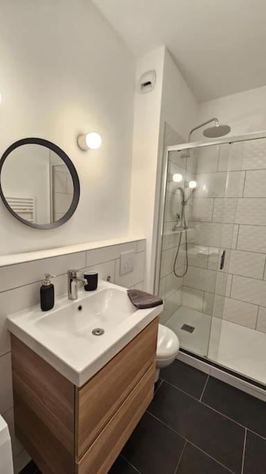 Superbe Appartement 2 Chambres Au Coeur De Pau Dış mekan fotoğraf